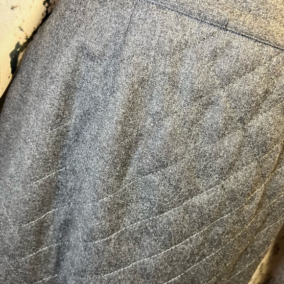 Michael Kors Gray Quilted Pencil Skirt - Picture 2 of 5